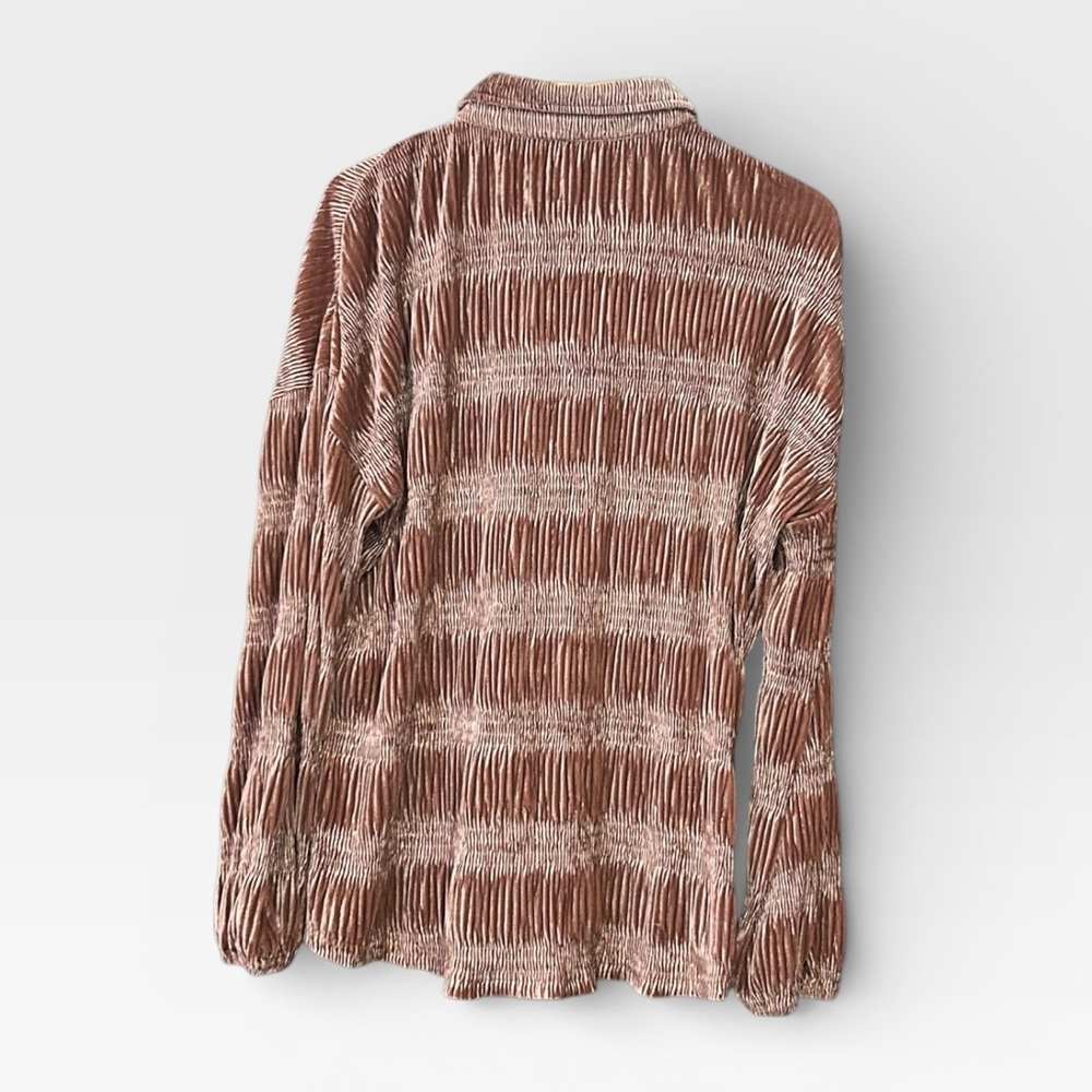 Umgee Velvet Ruched Tiered Button Up Long Sleeve Top Blush Size Medium - Picture 4 of 12